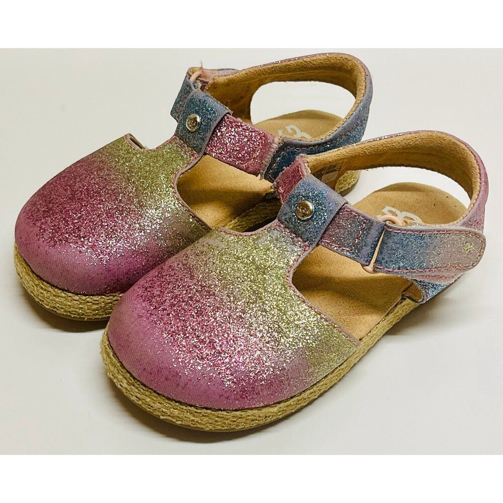 New UGG Sandals Little Girls Size 7 Soft Comfy Holiday Rainbow Glitter
